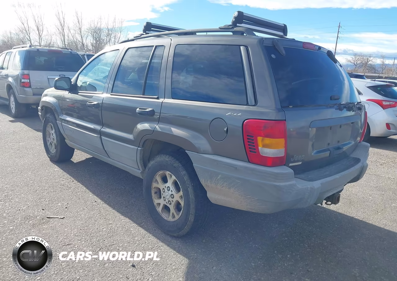 2000 Jeep Grand Cherokee Laredo VIN:1J4GW48NXYC168947 - 3