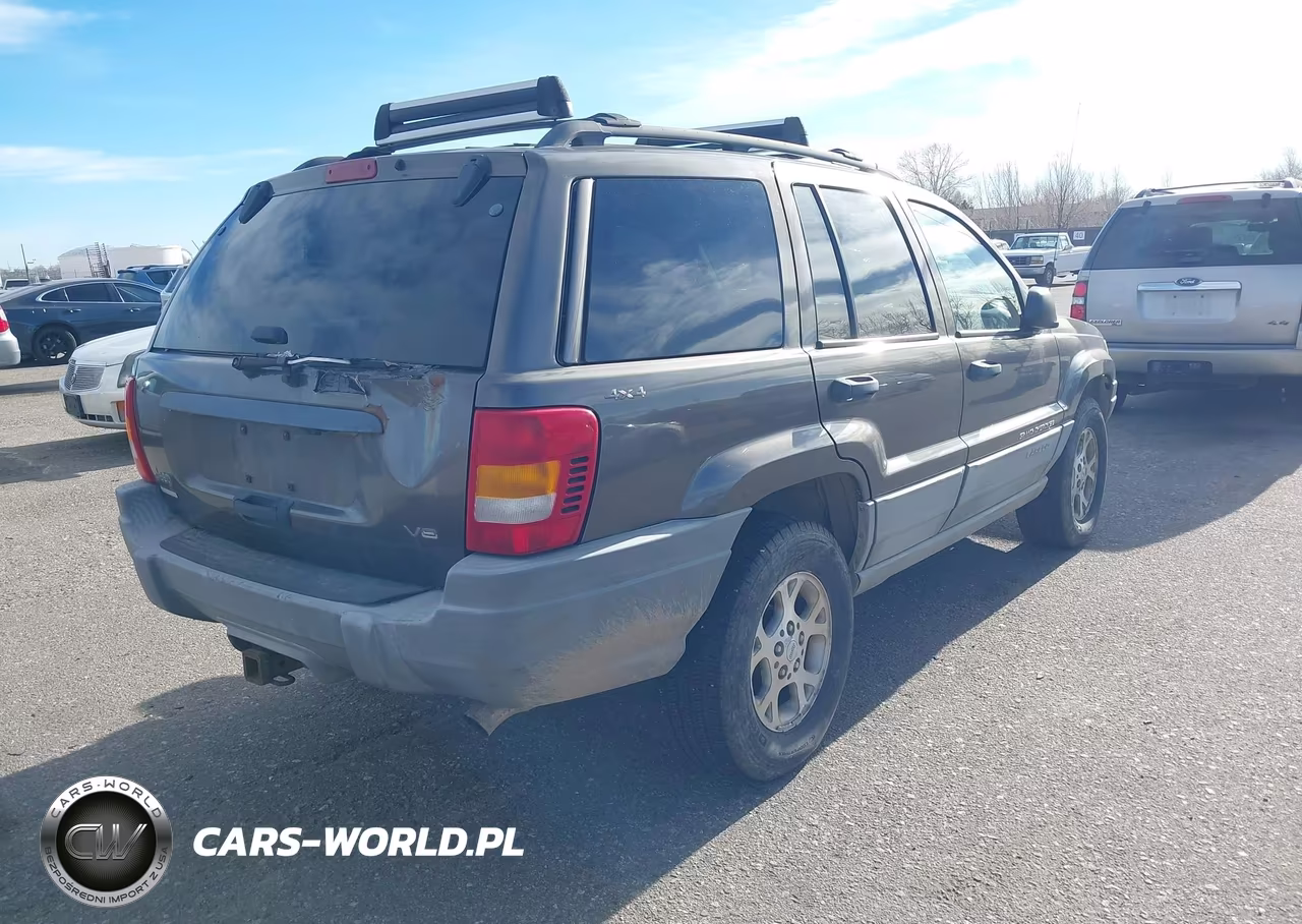 2000 Jeep Grand Cherokee Laredo VIN:1J4GW48NXYC168947 - 4