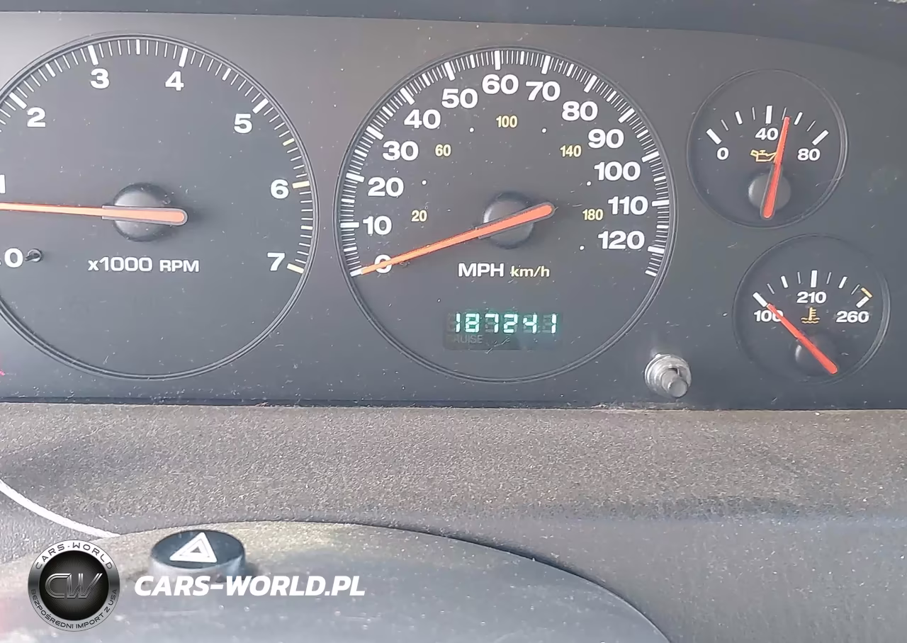 2000 Jeep Grand Cherokee Laredo VIN:1J4GW48NXYC168947 - 7