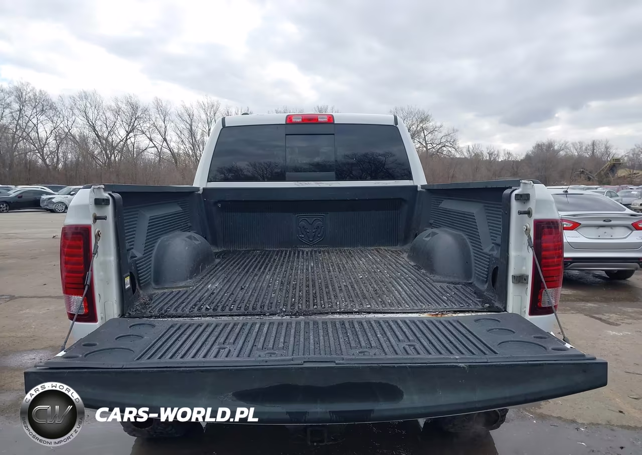 2016 Ram 1500 Sport VIN:1C6RR7UT6GS102130 - 18