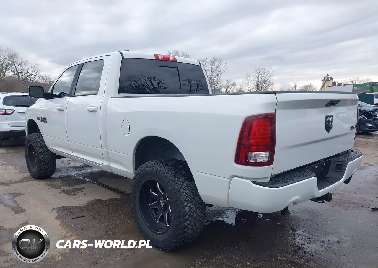 2016 Ram 1500 Sport VIN:1C6RR7UT6GS102130 - 3