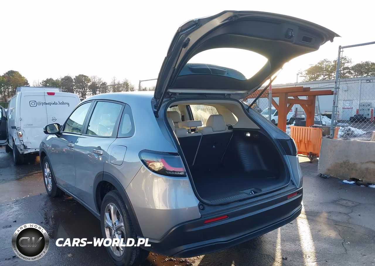 2024 Honda Hr-V Awd Lx VIN:3CZRZ2H32RM762399 - 3