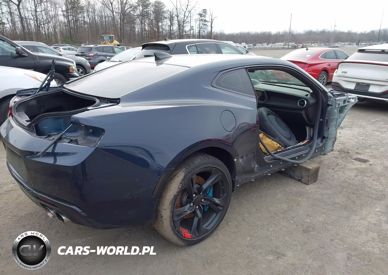 2016 Chevrolet Camaro 2Ss VIN:1G1FH1R76G0172318 - 4