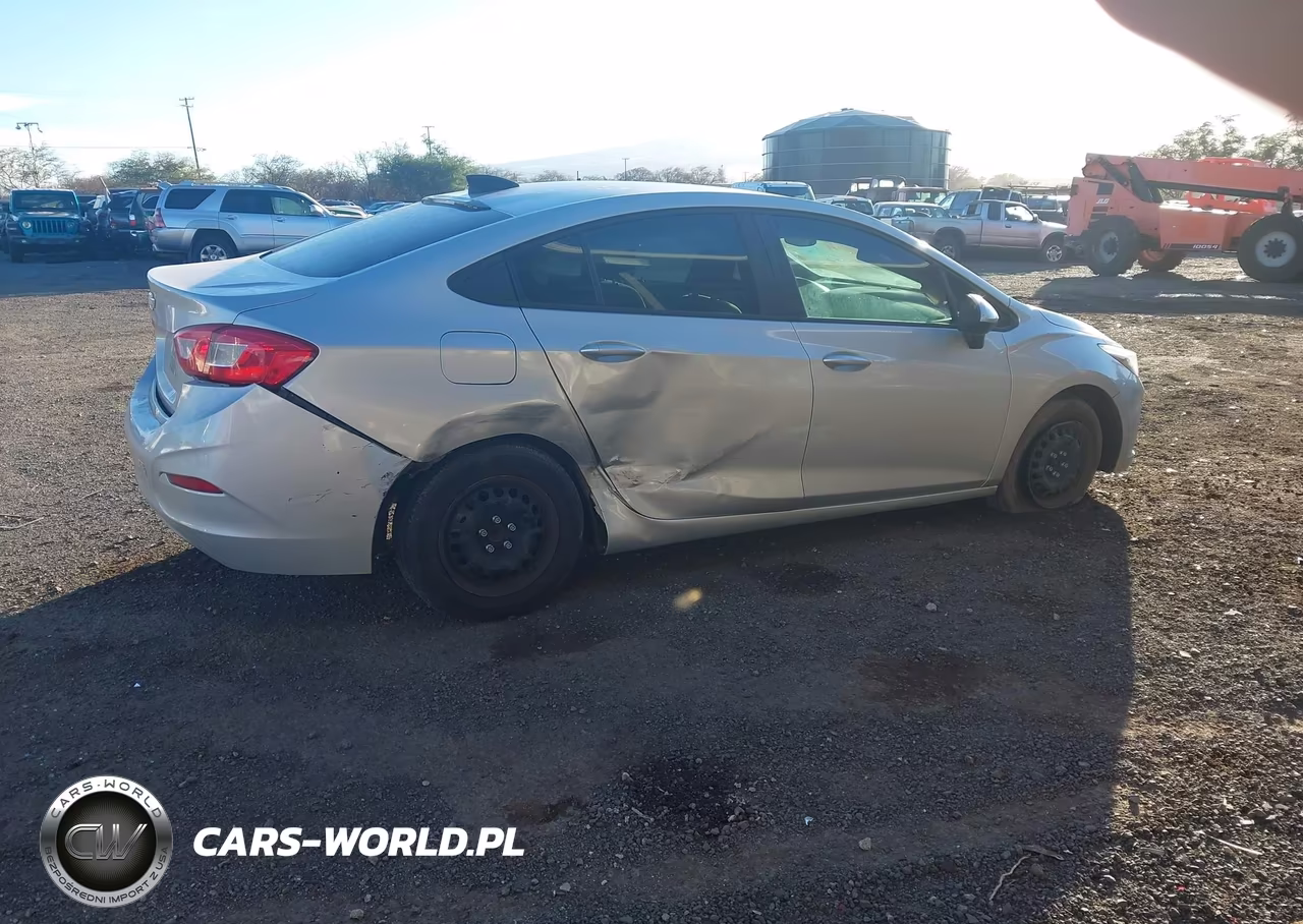 2019 Chevrolet Cruze Cvt (Fleet Orders Only) VIN:1G1BJ5SM2K7105449 - 4