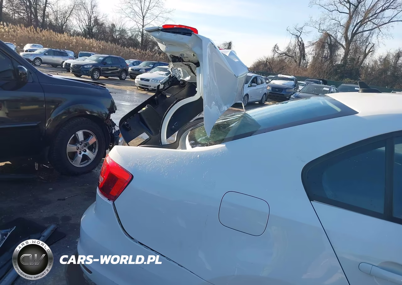 2015 Volkswagen Jetta 2.0L S VIN:3VW2K7AJ0FM224472 - 18