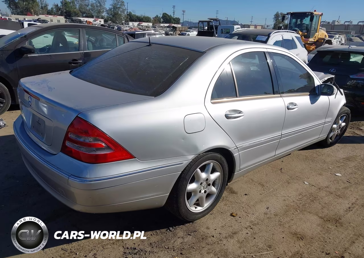 2002 Mercedes-Benz C 240 VIN:WDBRF61J32F249682 - 4