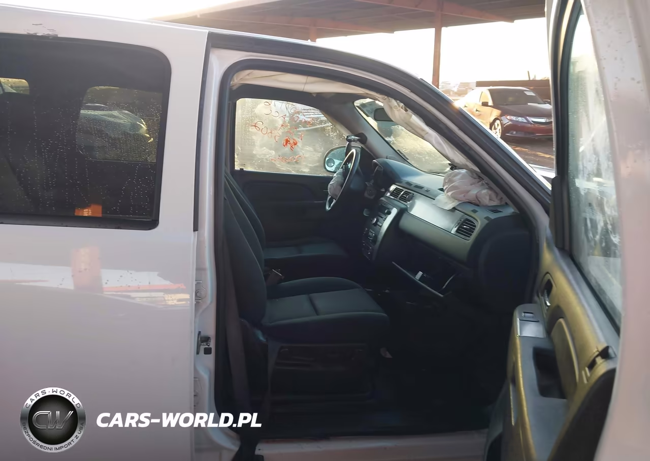 2012 Chevrolet Tahoe Commercial Fleet VIN:1GNLC2E0XCR265802 - 5