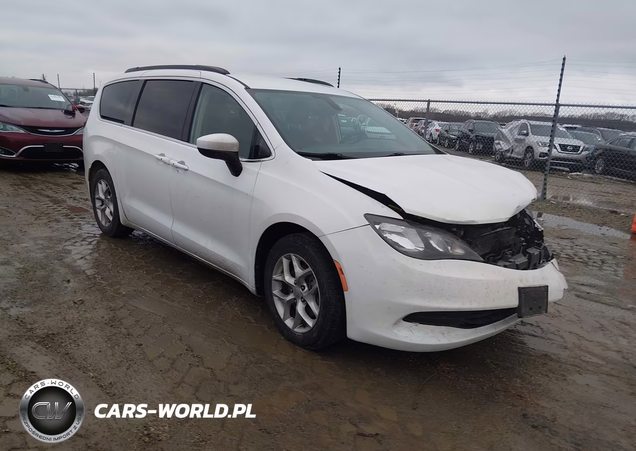 2018 Chrysler Pacifica Touring