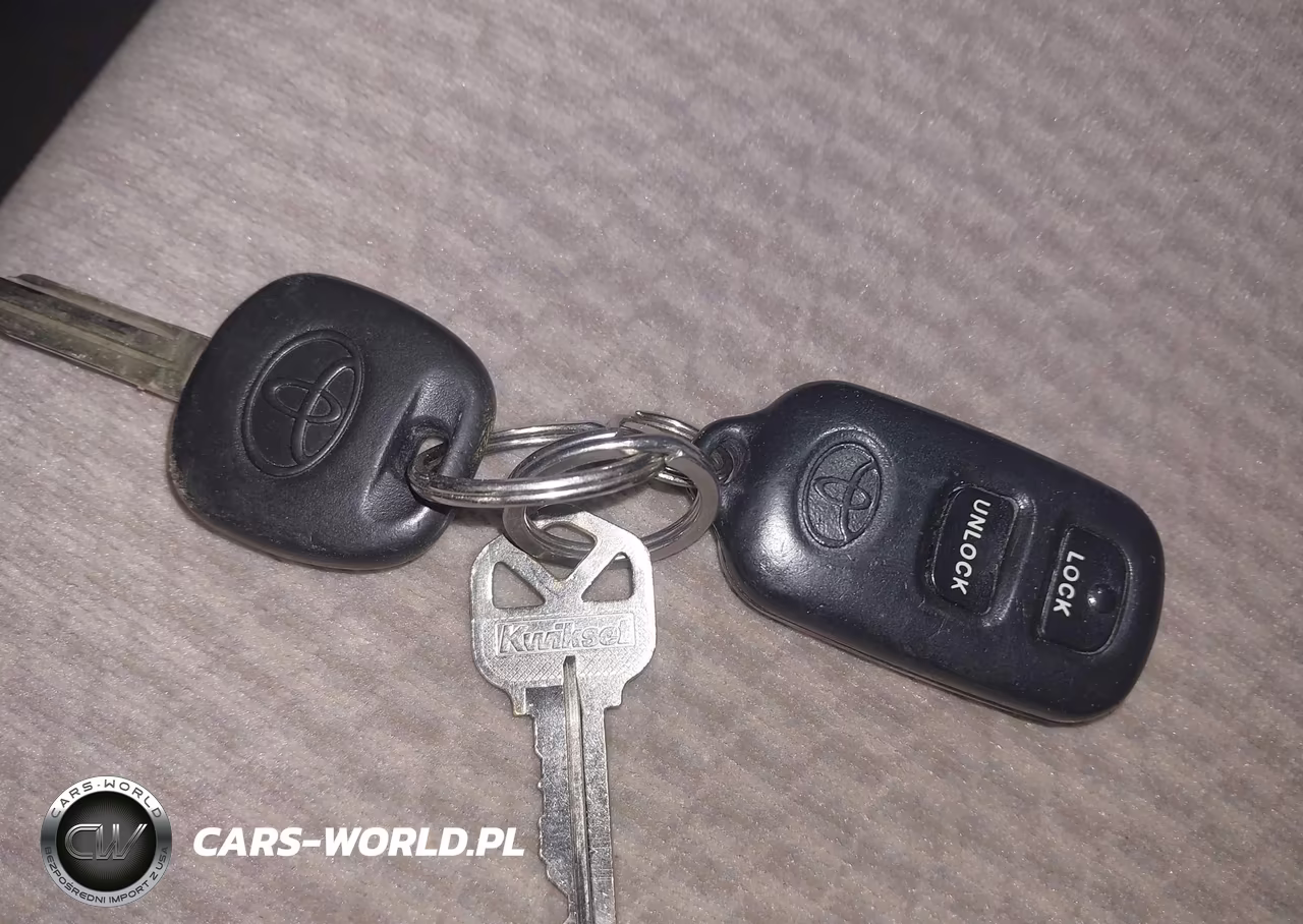 2005 Toyota Corolla Le VIN:1NXBR30E95Z396162 - 11