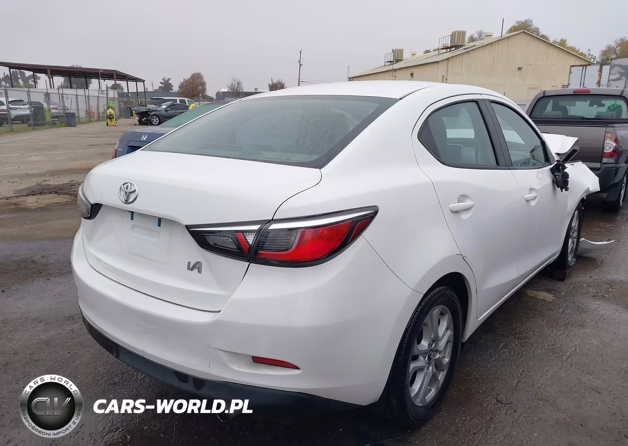 2018 Toyota Yaris Ia VIN:3MYDLBYV0JY314731 - 4