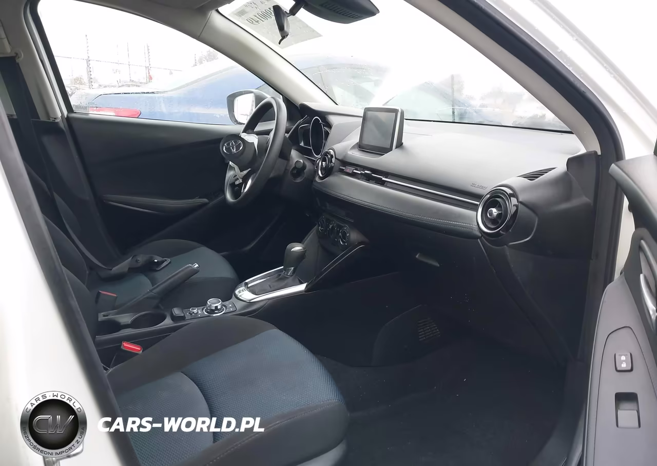 2018 Toyota Yaris Ia VIN:3MYDLBYV0JY314731 - 5