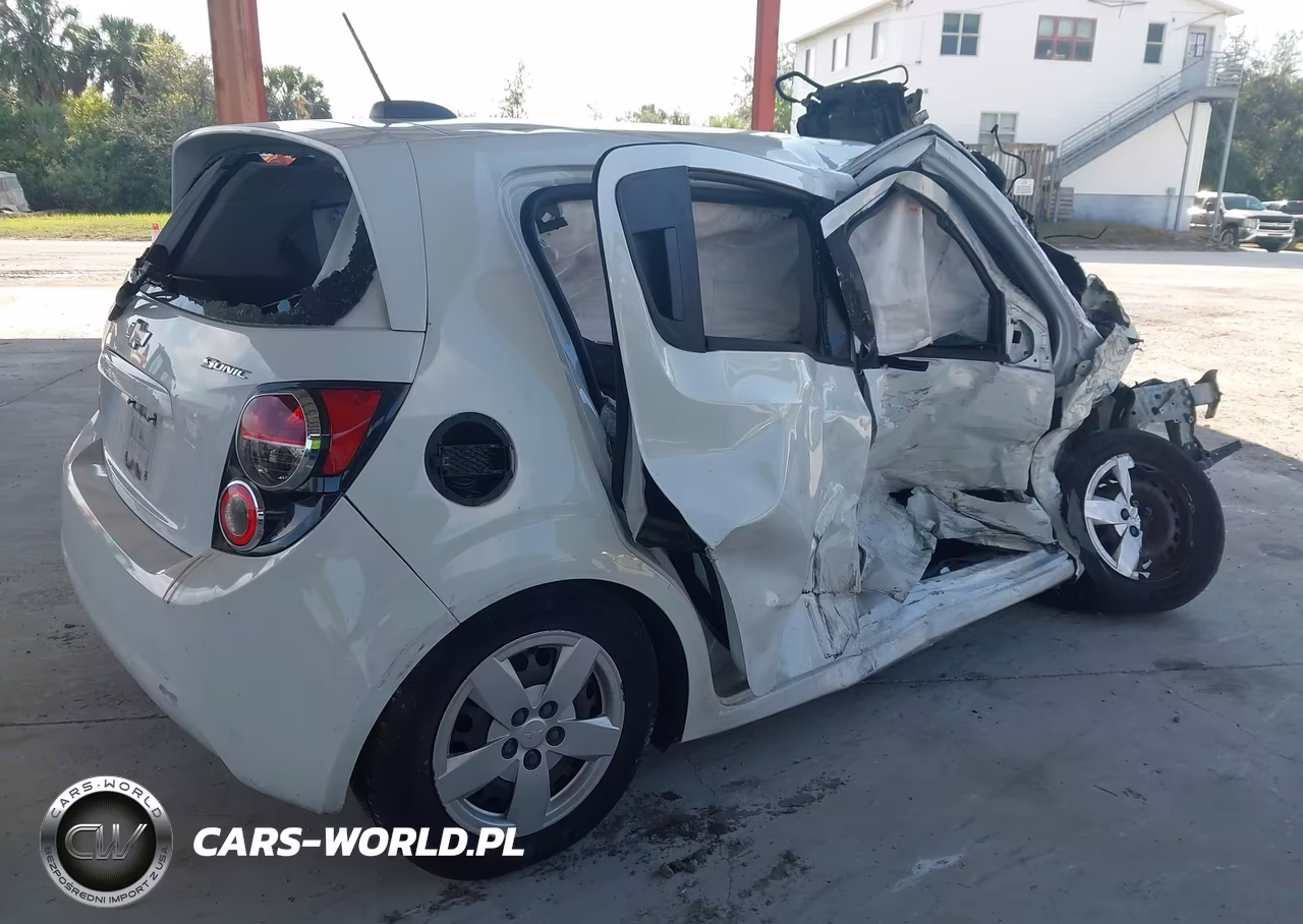 2016 Chevrolet Sonic Ls Auto VIN:1G1JA6SH9G4112265 - 4