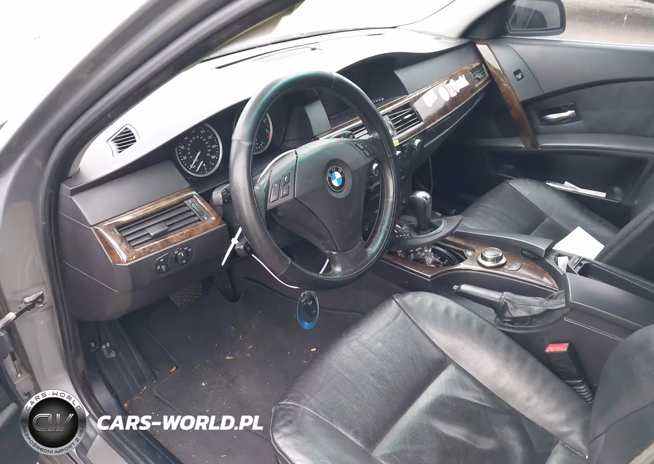 2007 BMW 530Xi VIN:WBANF73567CU21991 - 5