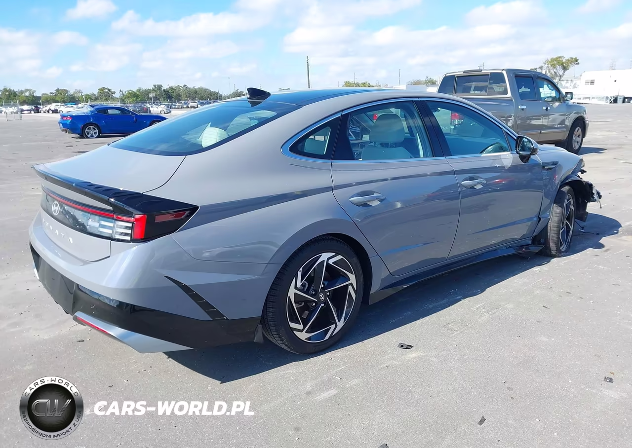 2024 Hyundai Sonata Sel VIN:KMHL14JA0RA382039 - 4