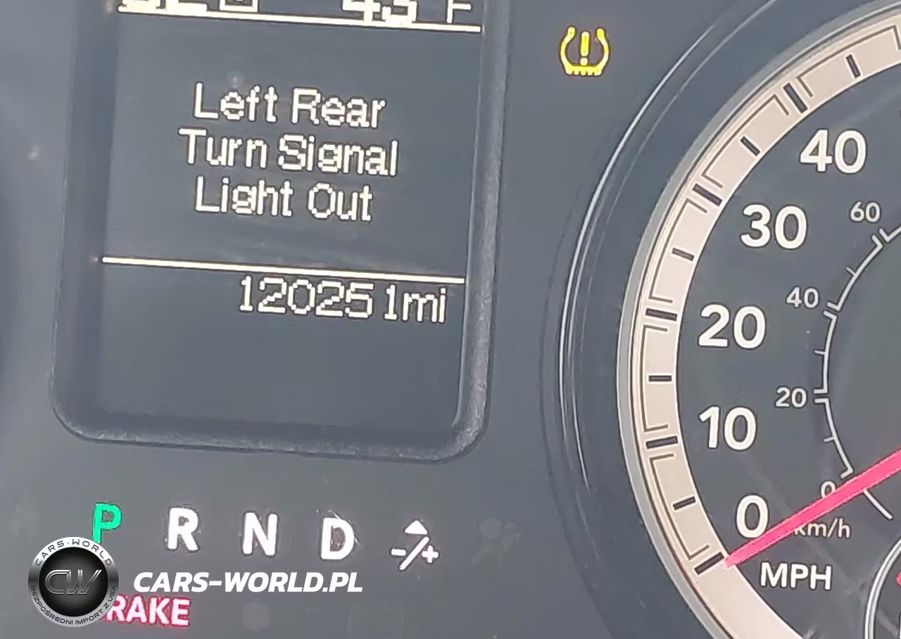 2016 Ram 1500 Express VIN:3C6RR7KT0GG374103 - 16