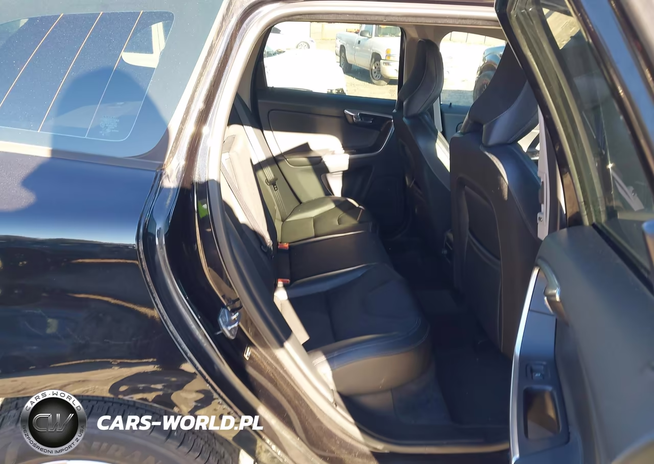 2017 Volvo Xc60 T5 VIN:YV440MDJ7H2076789 - 8