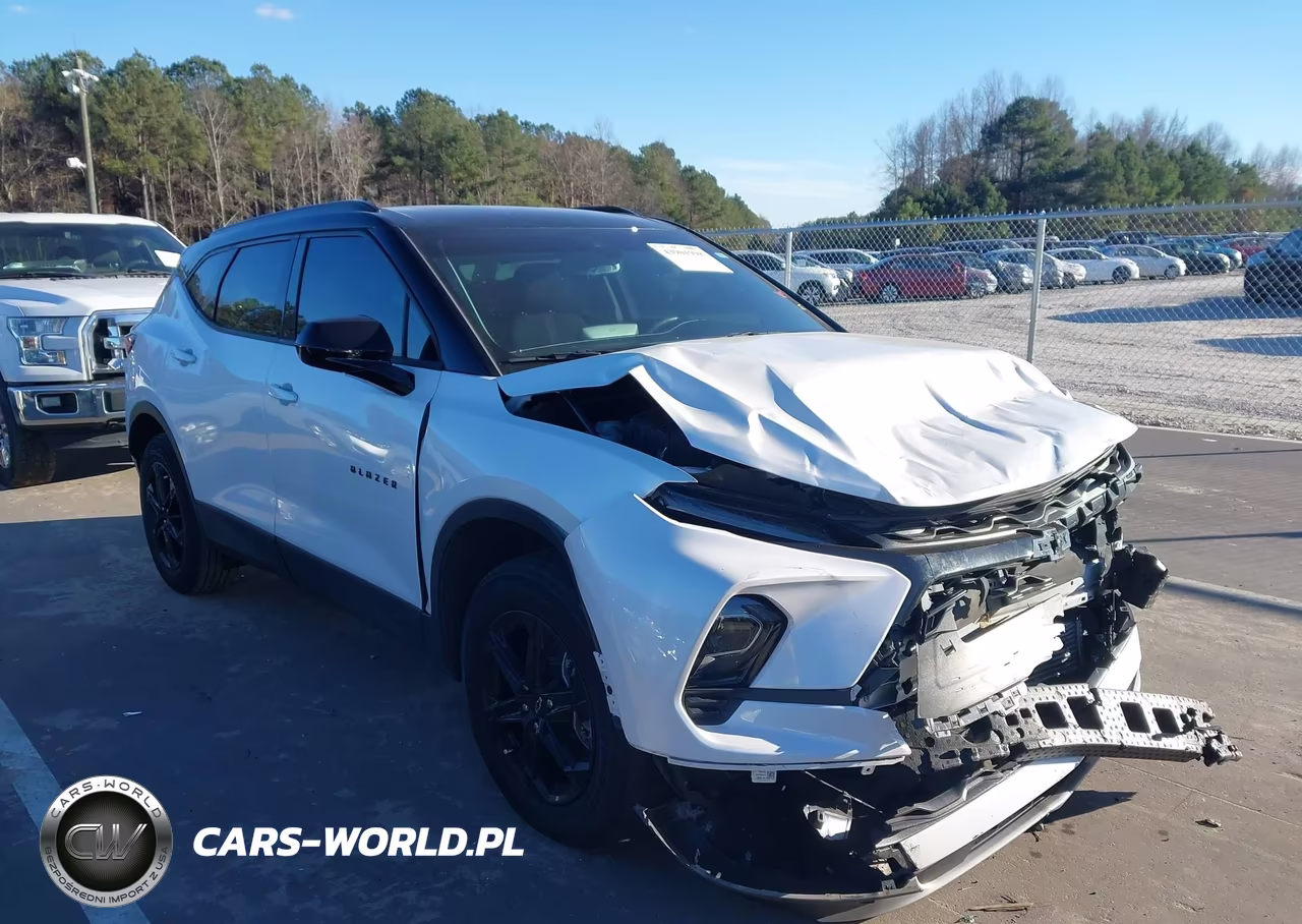 2024 Chevrolet Blazer Fwd 2Lt – zdjęcie 1 z 17