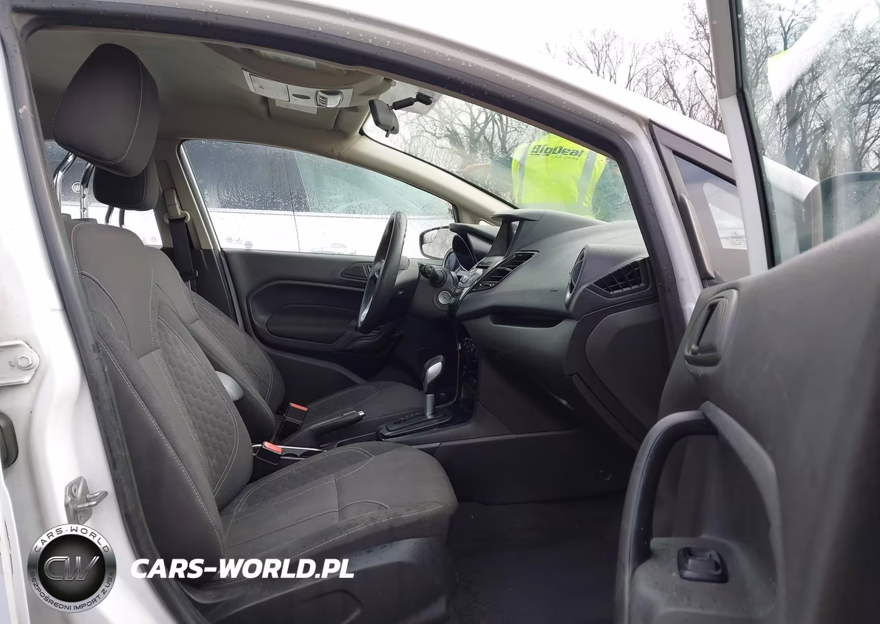 2019 Ford Fiesta Se VIN:3FADP4BJ0KM137570 - 5