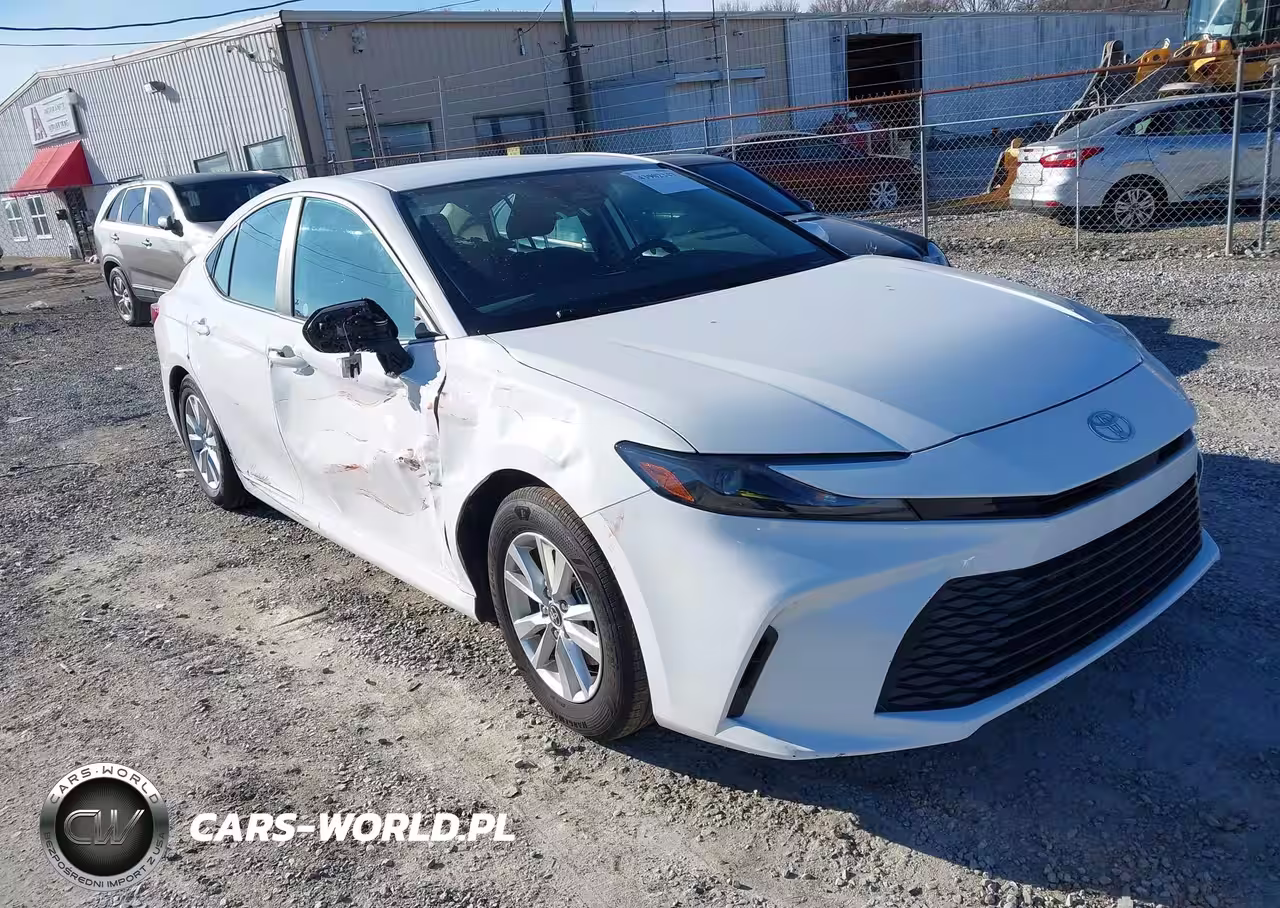 2025 Toyota Camry Le