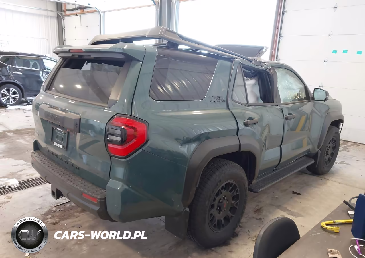 2025 Toyota 4Runner Trd Off Road Premium VIN:JTEVA5BR6S5031220 - 4