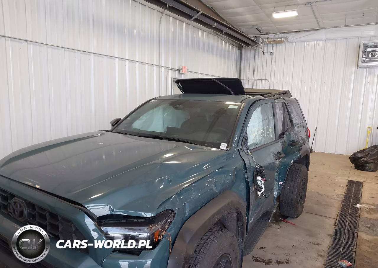 2025 Toyota 4Runner Trd Off Road Premium VIN:JTEVA5BR6S5031220 - 6