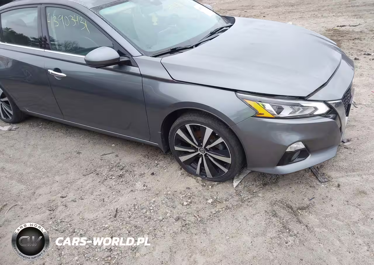 2021 Nissan Altima Platinum Intelligent Awd