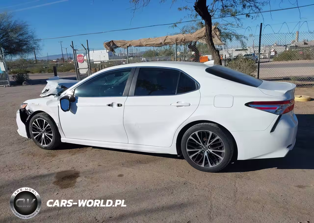 2020 Toyota Camry Se VIN:4T1G11AKXLU861003 - 14