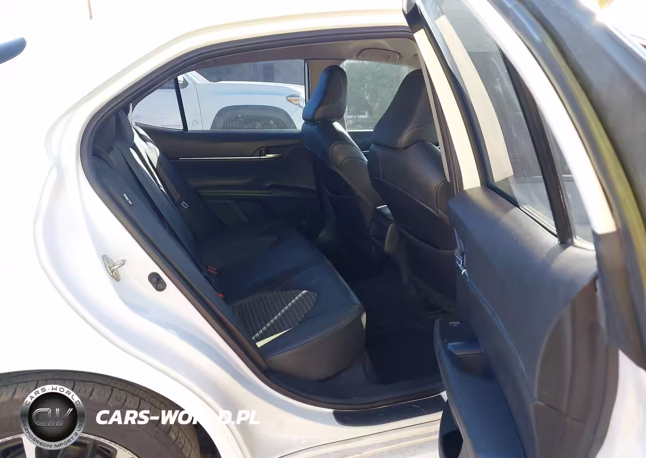 2020 Toyota Camry Se VIN:4T1G11AKXLU861003 - 8