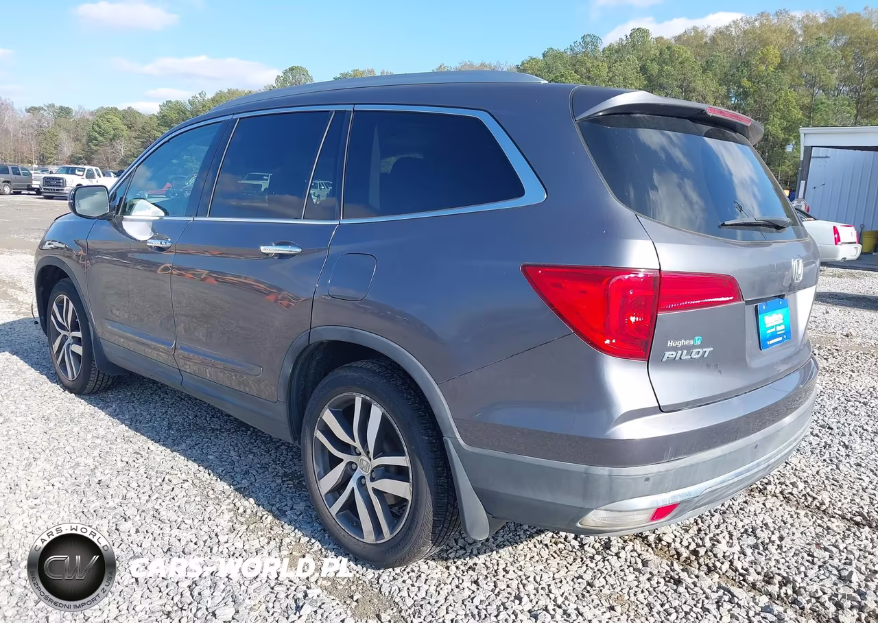2016 Honda Pilot Elite VIN:5FNYF6H06GB116940 - 3