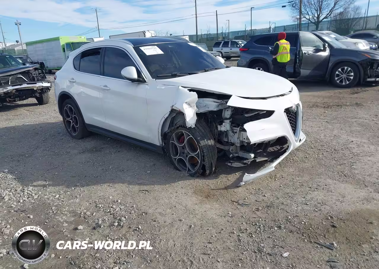 2019 Alfa Romeo Stelvio Ti Lusso Awd