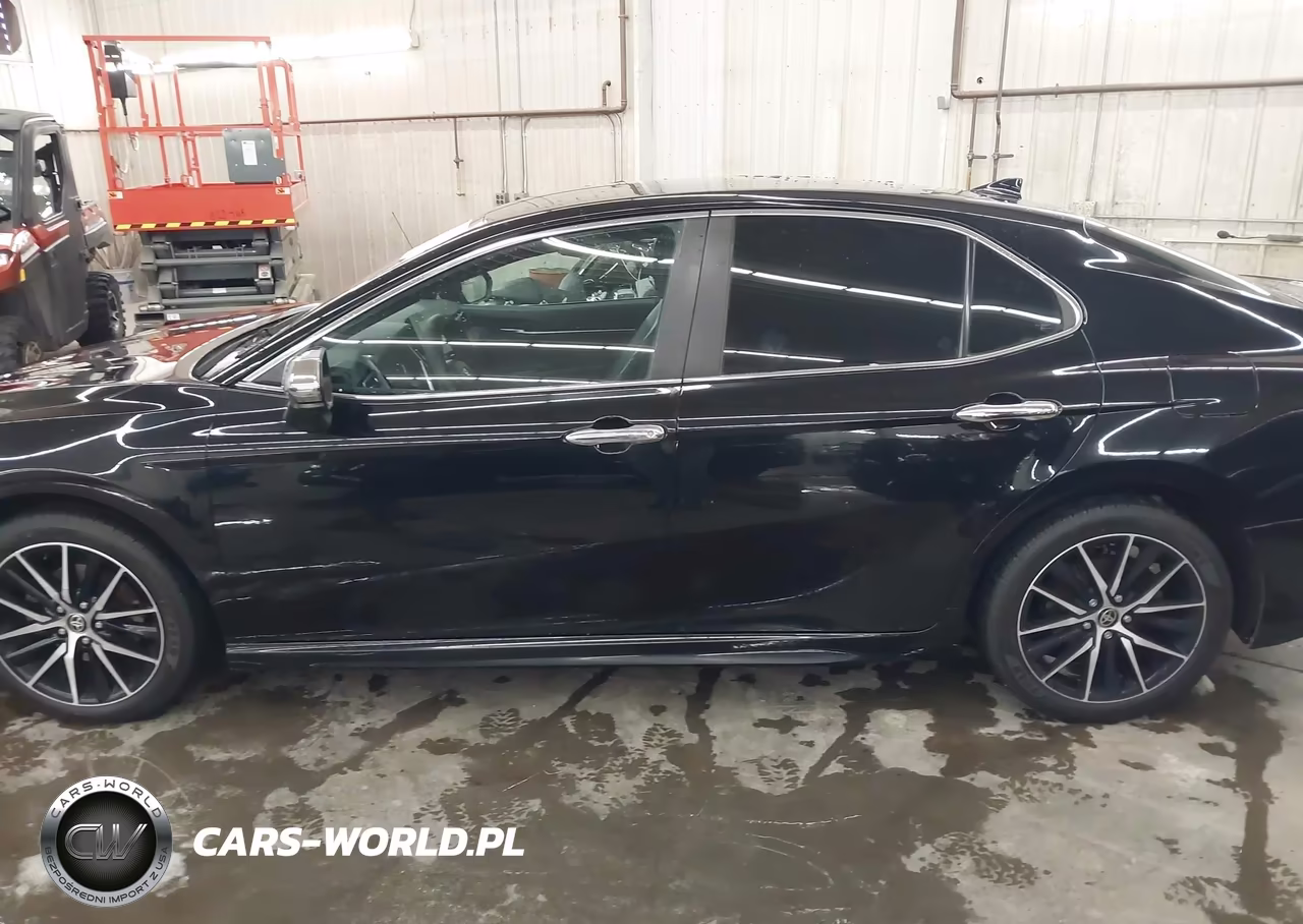 2021 Toyota Camry Se VIN:4T1G11AKXMU569109 - 14
