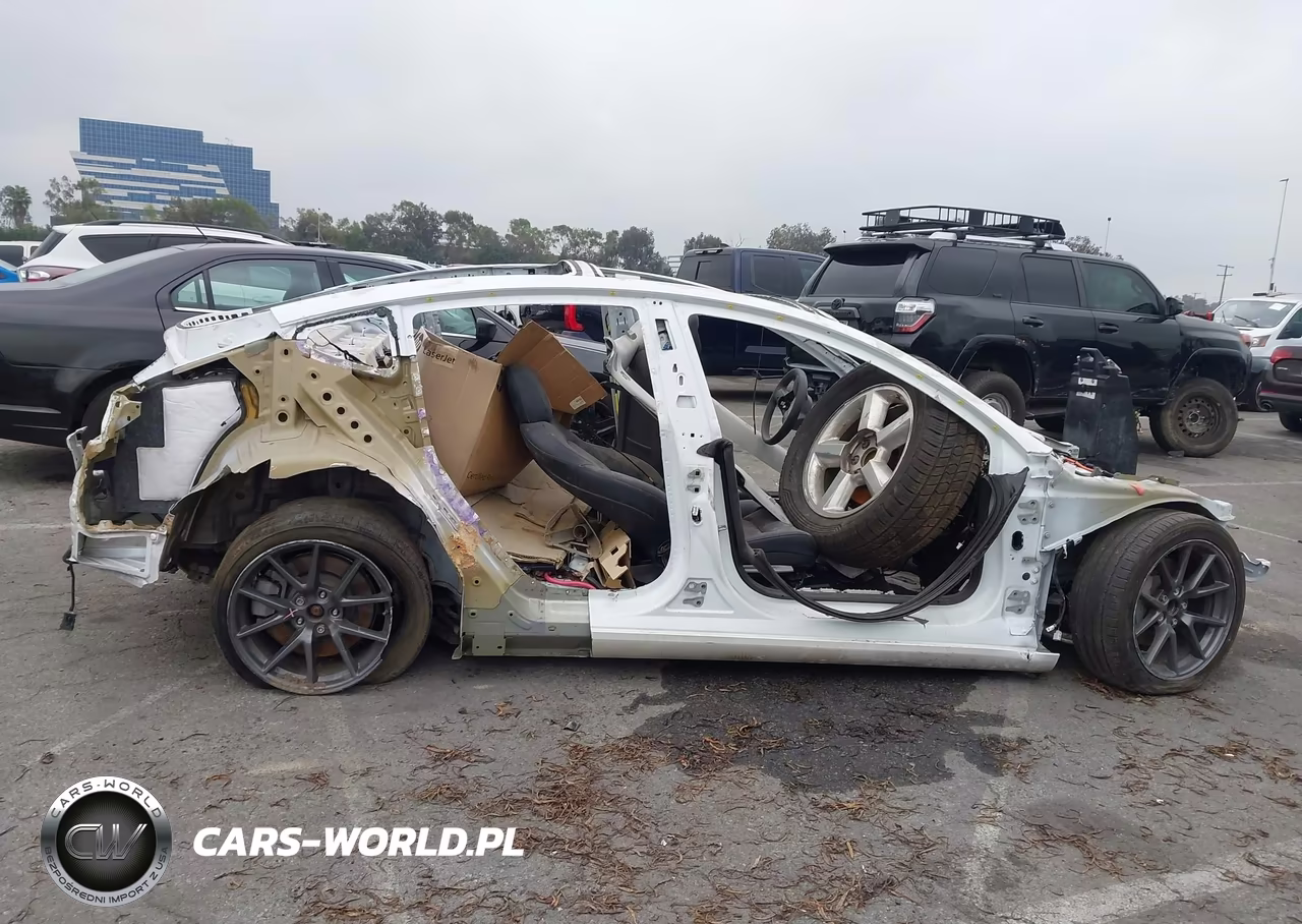 2023 Tesla Model 3 Rear-Wheel Drive VIN:5YJ3E1EA8PF421580 - 18