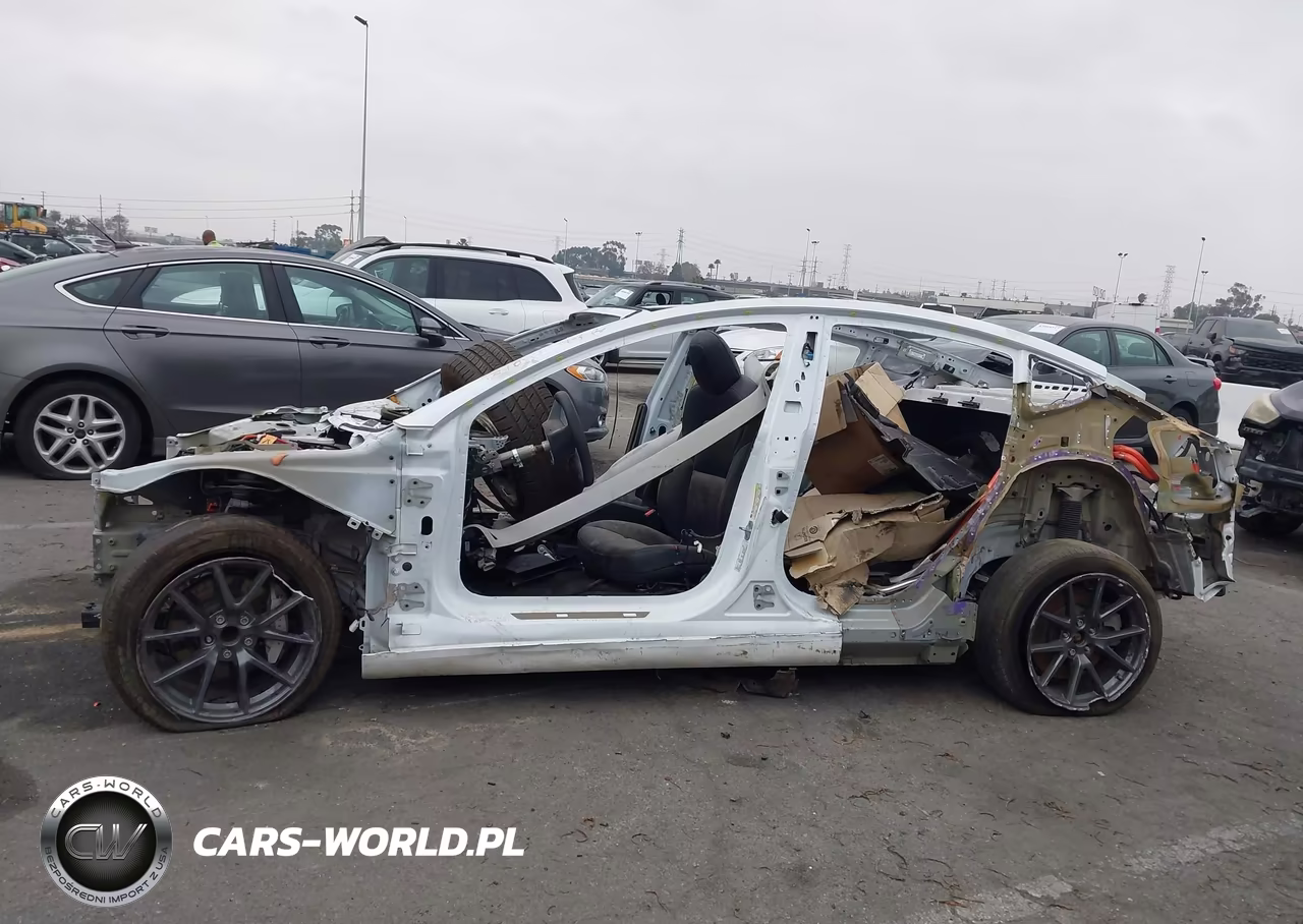 2023 Tesla Model 3 Rear-Wheel Drive VIN:5YJ3E1EA8PF421580 - 19