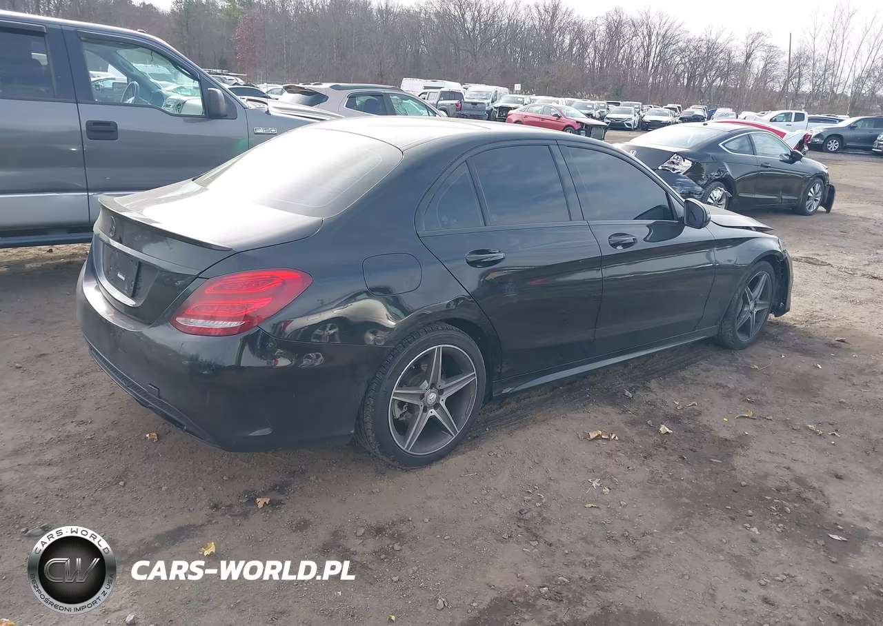 2015 Mercedes-Benz C 300 Sport 4Matic VIN:55SWF4KB5FU086185 - 4