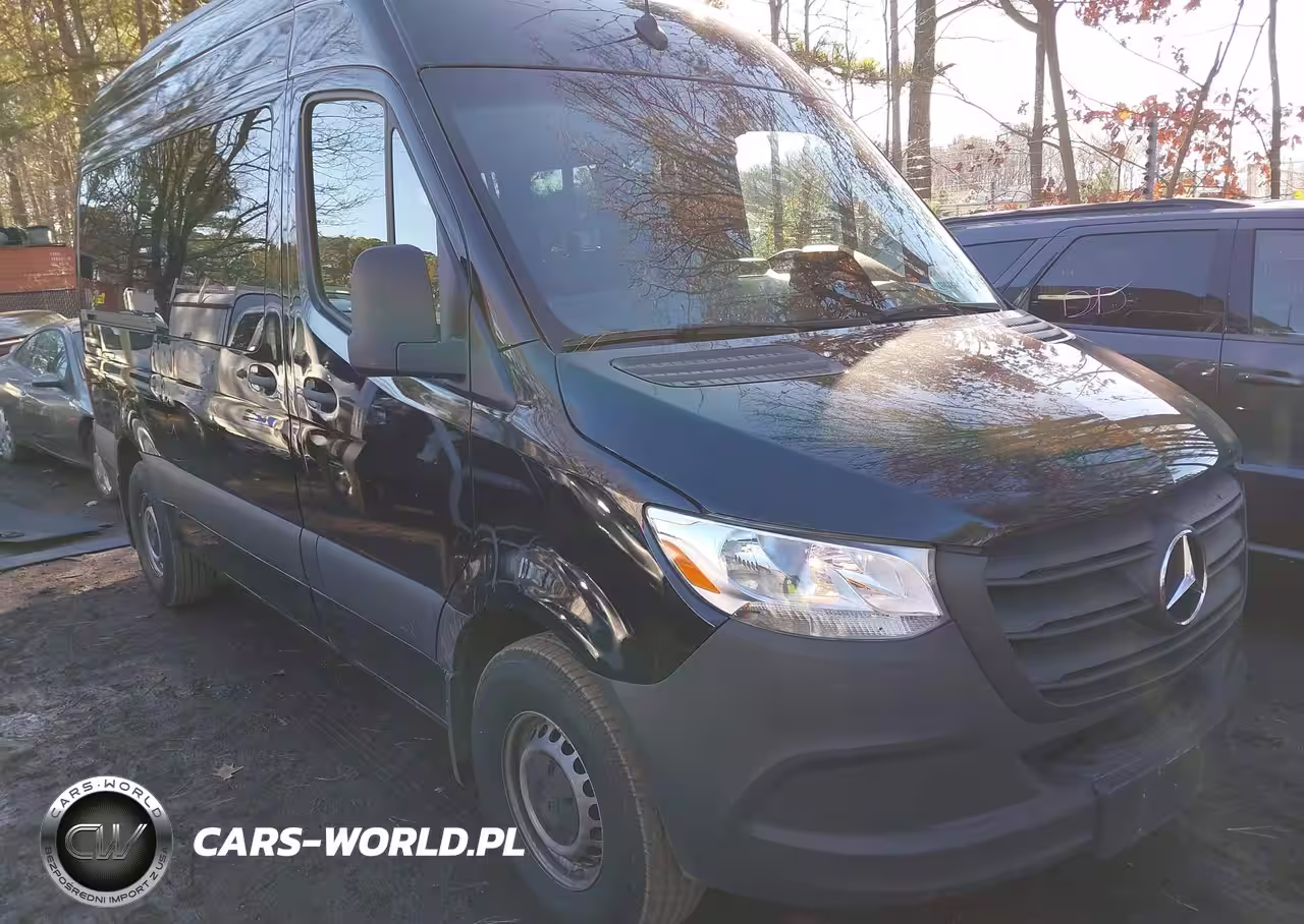 2025 Mercedes-Benz Sprinter 2500 Standard Roof 4-Cyl Diesel