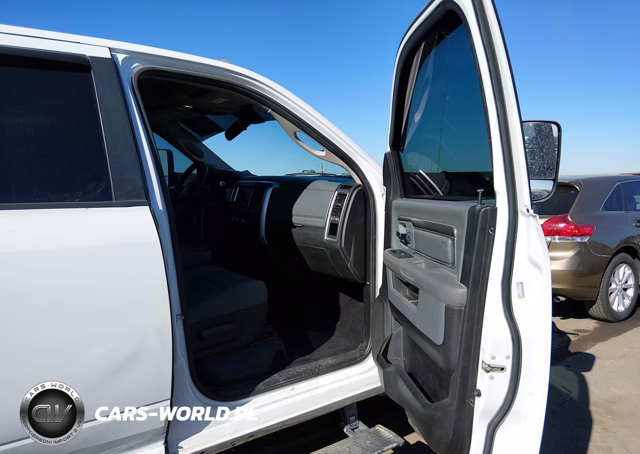 2018 Ram 3500 Slt 4X4 8' Box VIN:3C63RRHL6JG394498 - 7