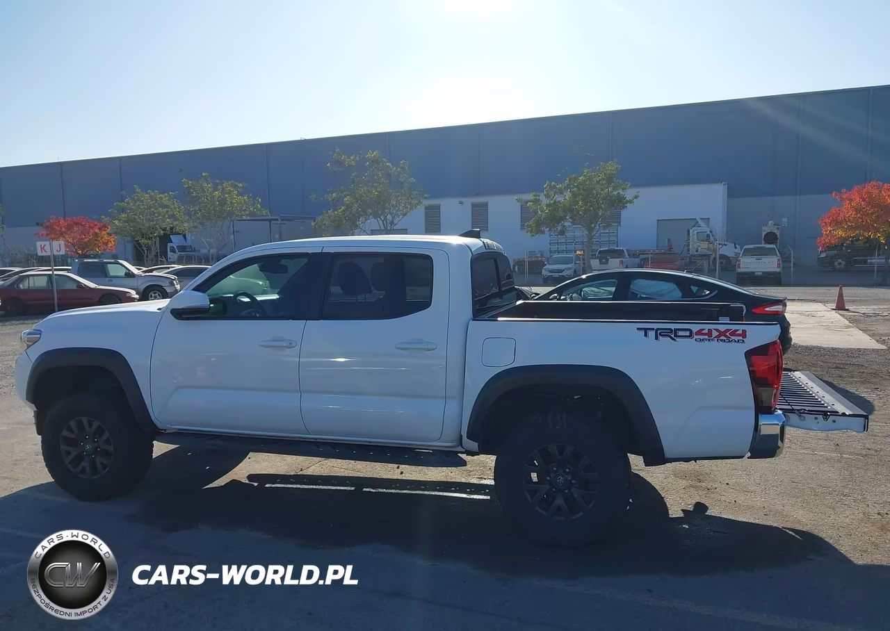 2018 Toyota Tacoma Trd Off Road VIN:3TMCZ5AN1JM172479 - 14