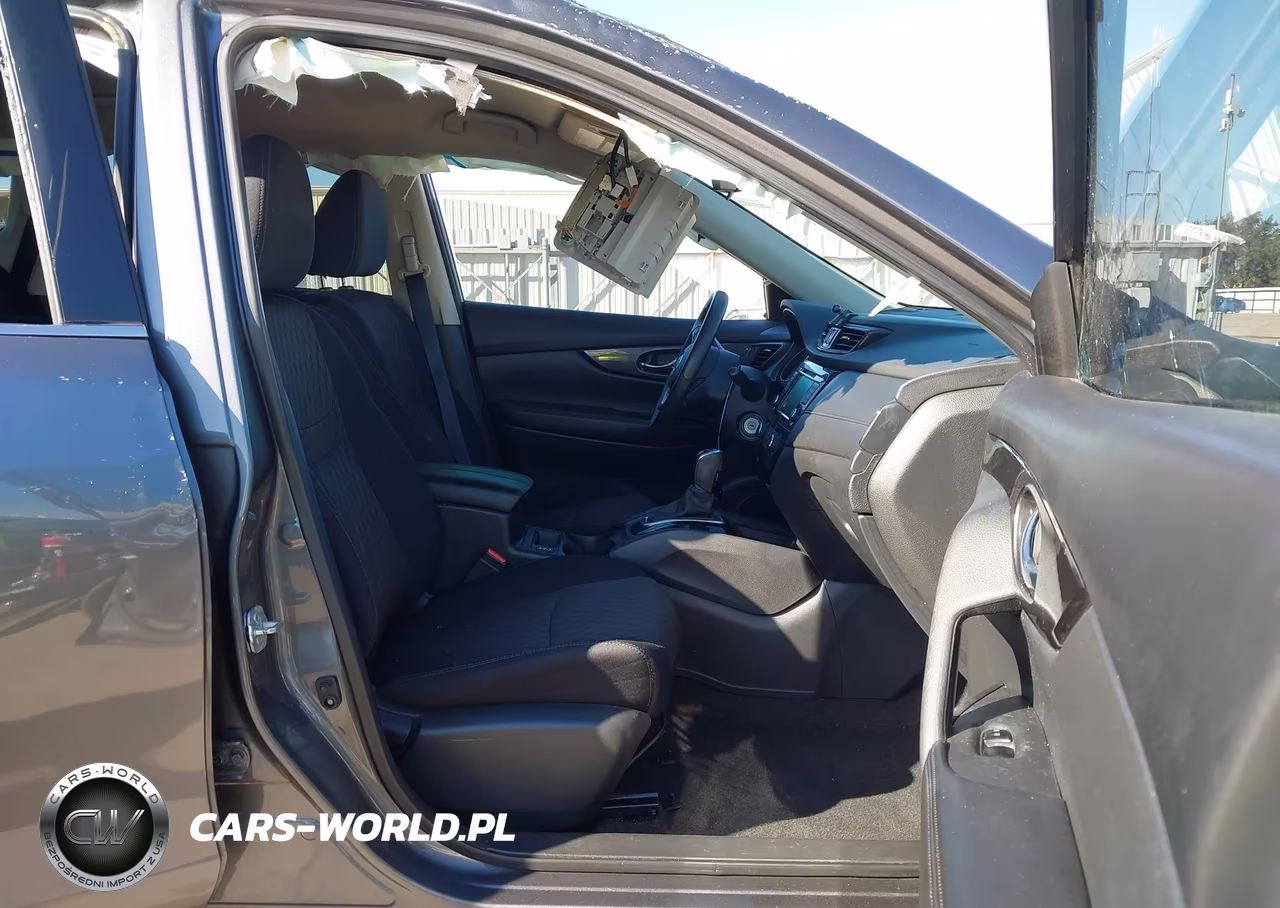 2019 Nissan Rogue S VIN:5N1AT2MT6KC801069 - 5