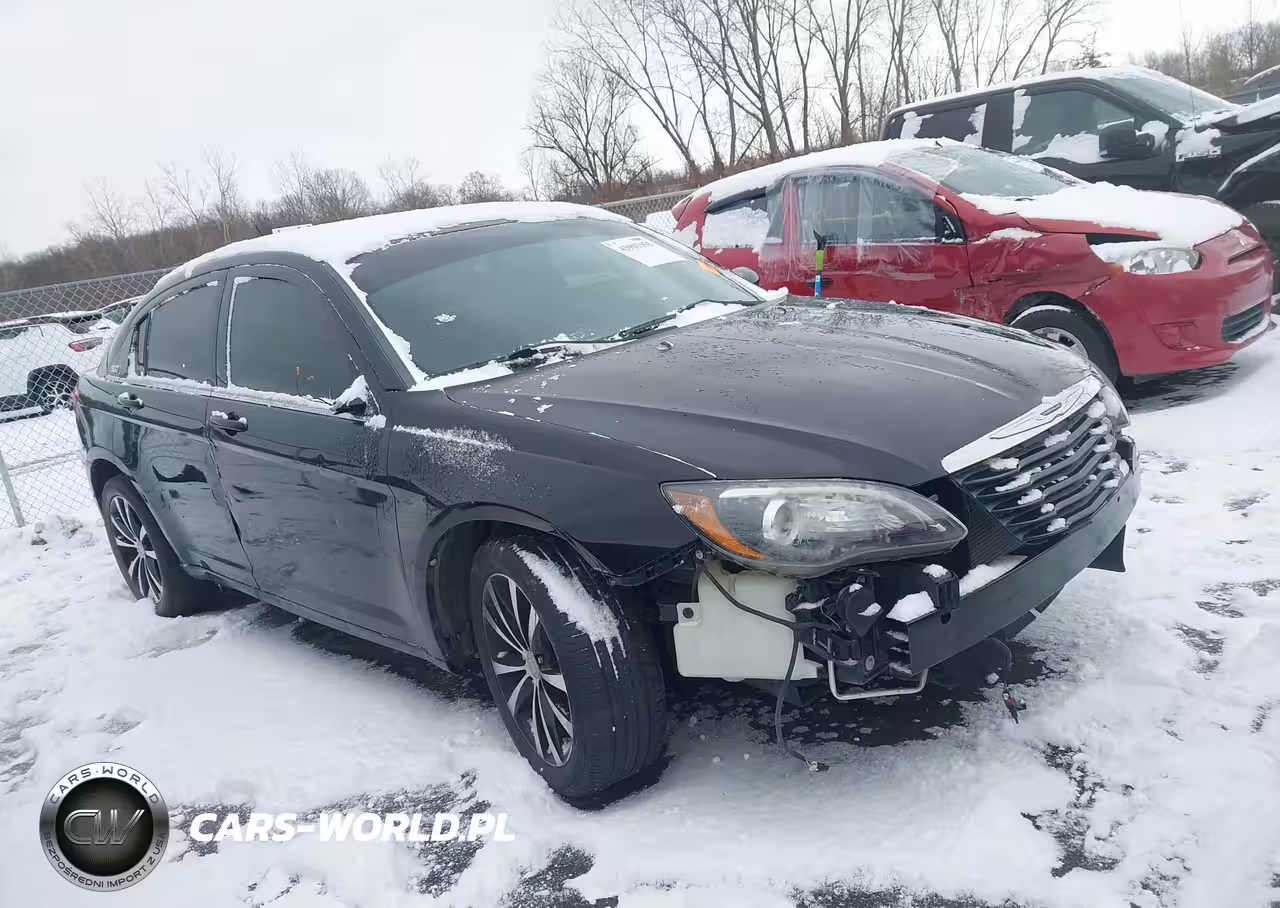 2013 Chrysler 200 Touring
