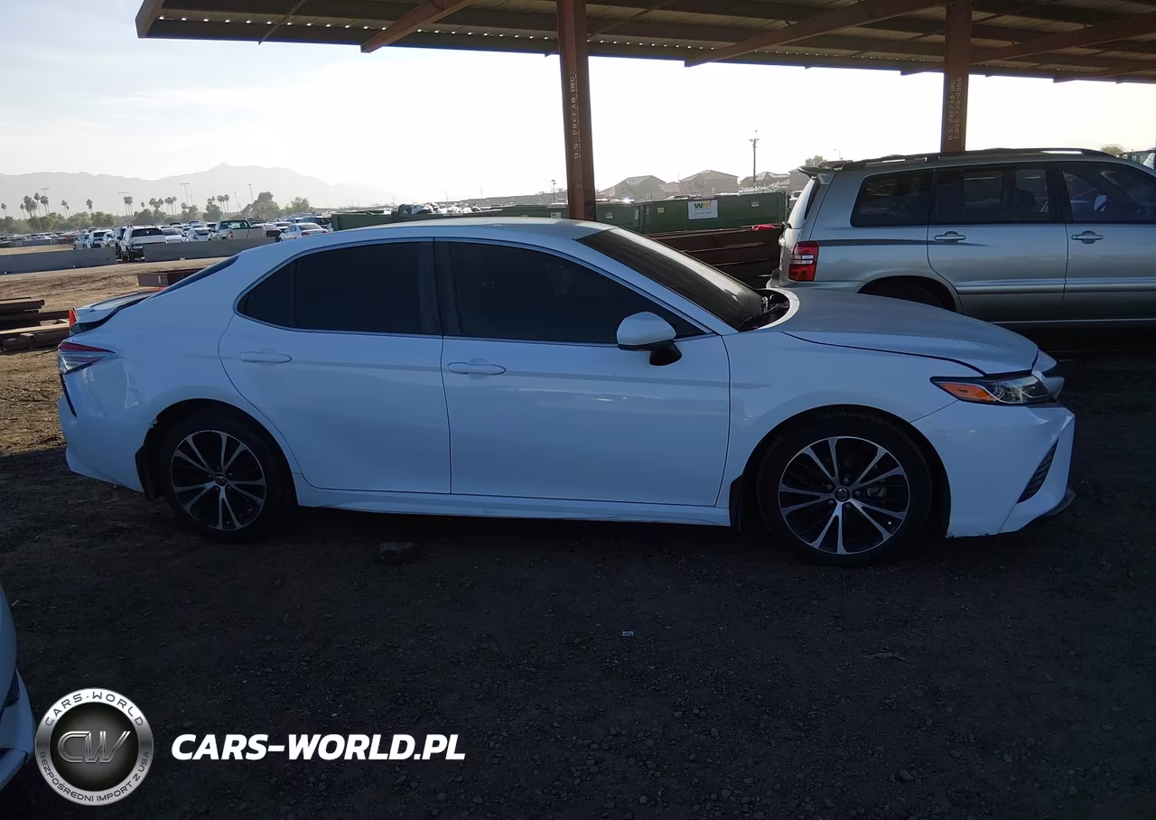 2018 Toyota Camry Se VIN:4T1B11HK9JU536663 - 13
