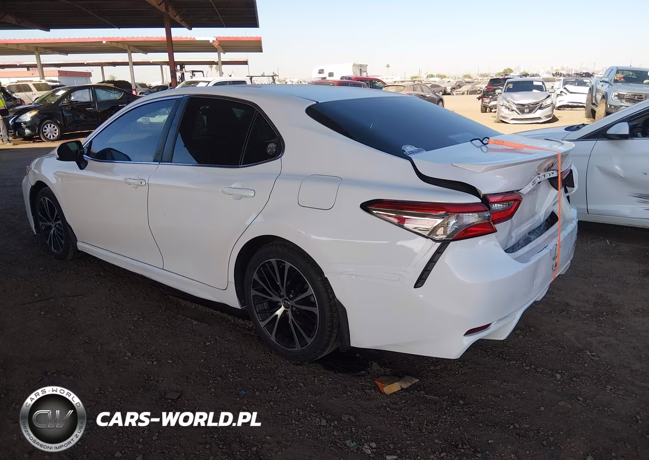 2018 Toyota Camry Se VIN:4T1B11HK9JU536663 - 3