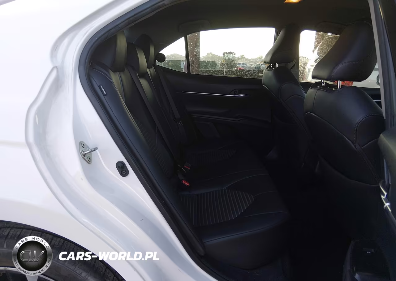2018 Toyota Camry Se VIN:4T1B11HK9JU536663 - 8