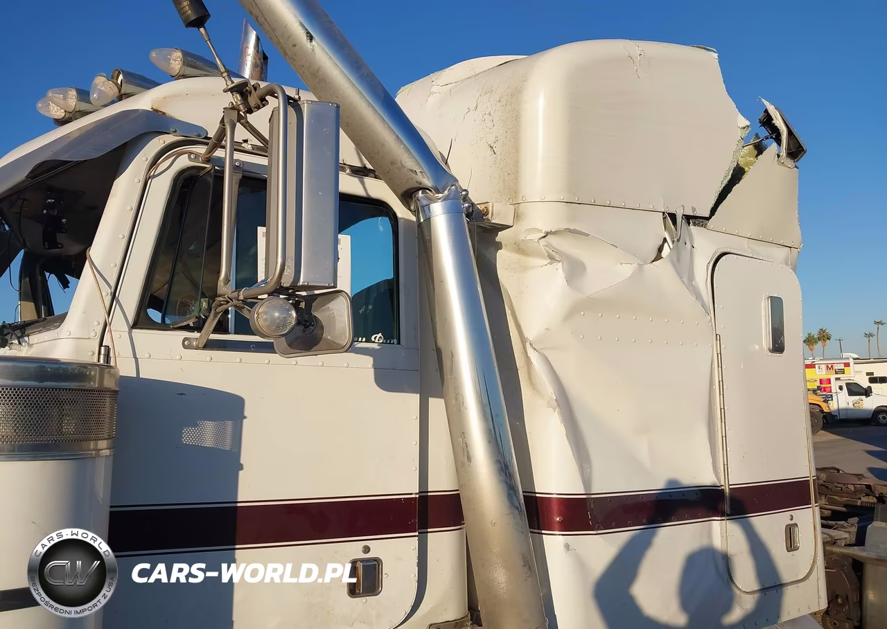 1999 Peterbilt 379 VIN:1XP5DB9X2XD469193 - 13