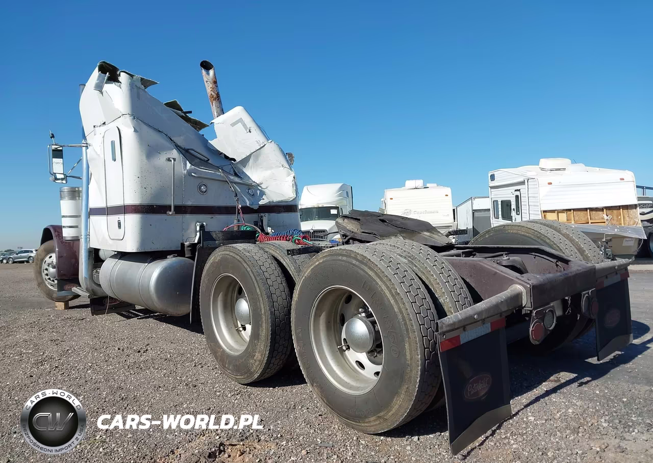 1999 Peterbilt 379 VIN:1XP5DB9X2XD469193 - 3