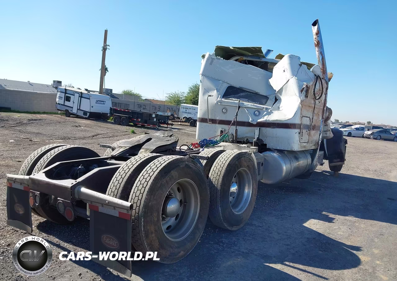 1999 Peterbilt 379 VIN:1XP5DB9X2XD469193 - 4