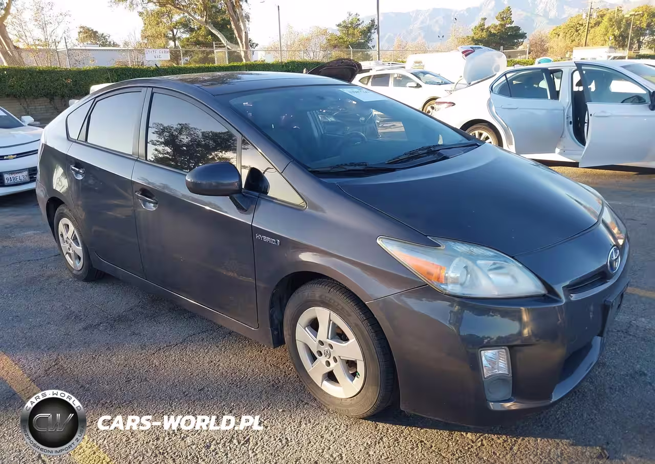2011 Toyota Prius Three