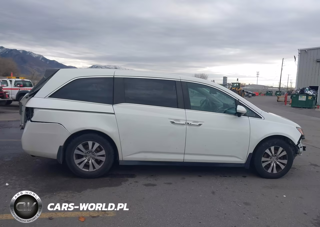 2017 Honda Odyssey Se VIN:5FNRL5H36HB019367 - 14