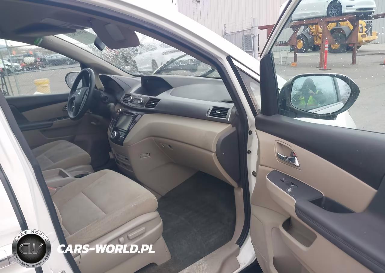 2017 Honda Odyssey Se VIN:5FNRL5H36HB019367 - 5