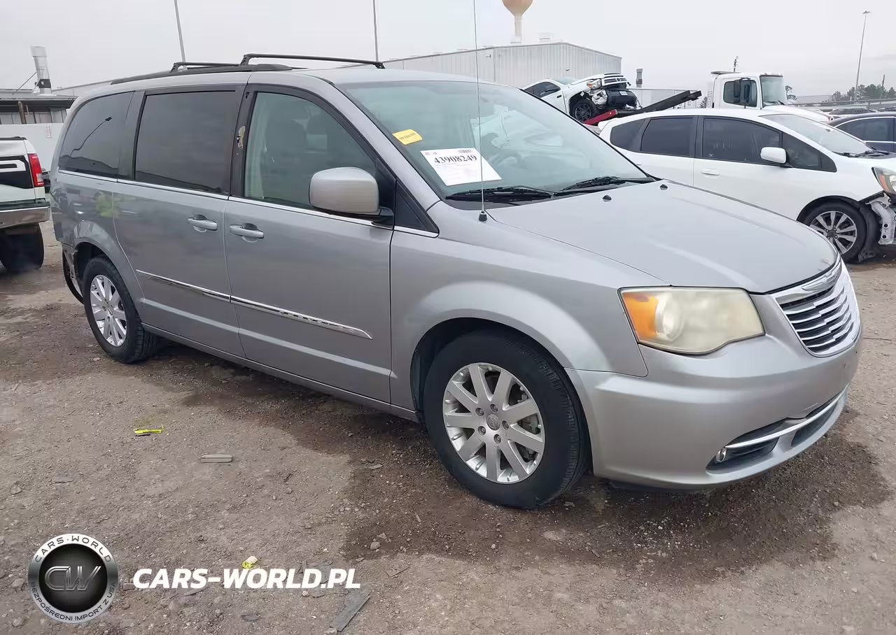 2014 Chrysler Town & Country Touring