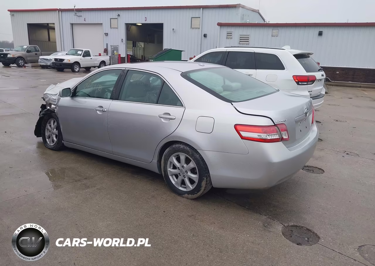 2011 Toyota Camry Le VIN:4T1BF3EK8BU163781 - 3